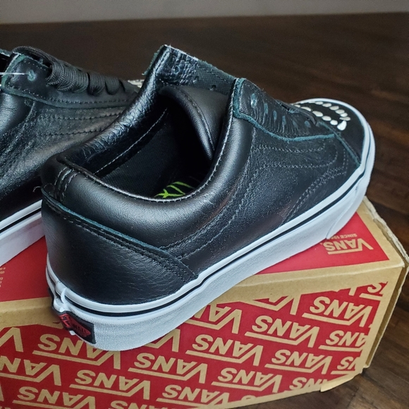 Vans Old Skool Fangs Black Leather Women Size 5 - Picture 5 of 9